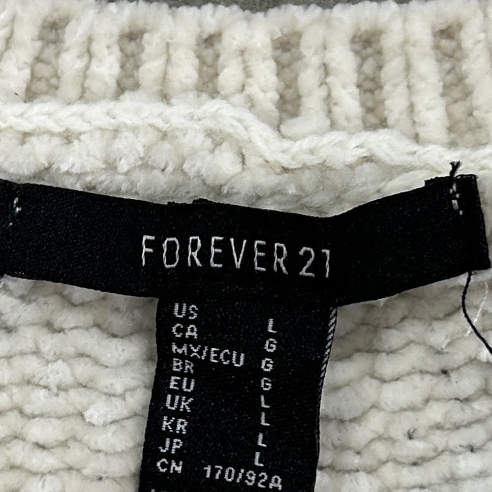 Forever 21 Off White Fringe Knit Sweater Size Large - Picture 4 of 7